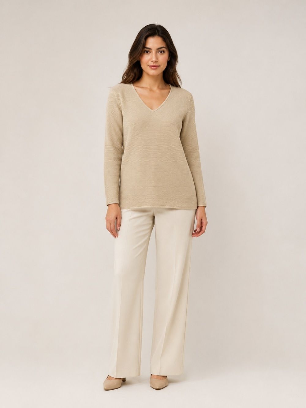 Uniqlo Women’s Ribbed V-Neck Long Sleeve Pullover Sweater Beige Knit Top